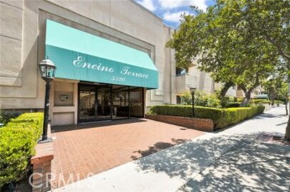 Lovely Newly Listed Encino Terrace Condominium Located at 5320 Zelzah Avenue #106
